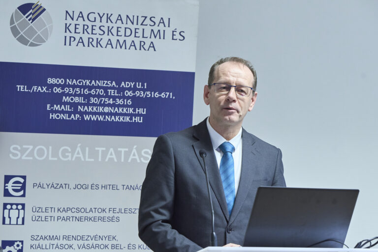 All rights reserved by Gabor Goor