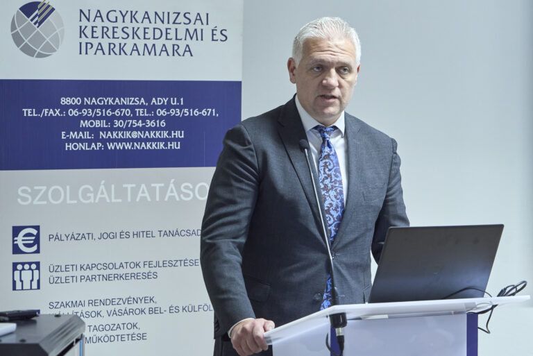 All rights reserved by Gabor Goor